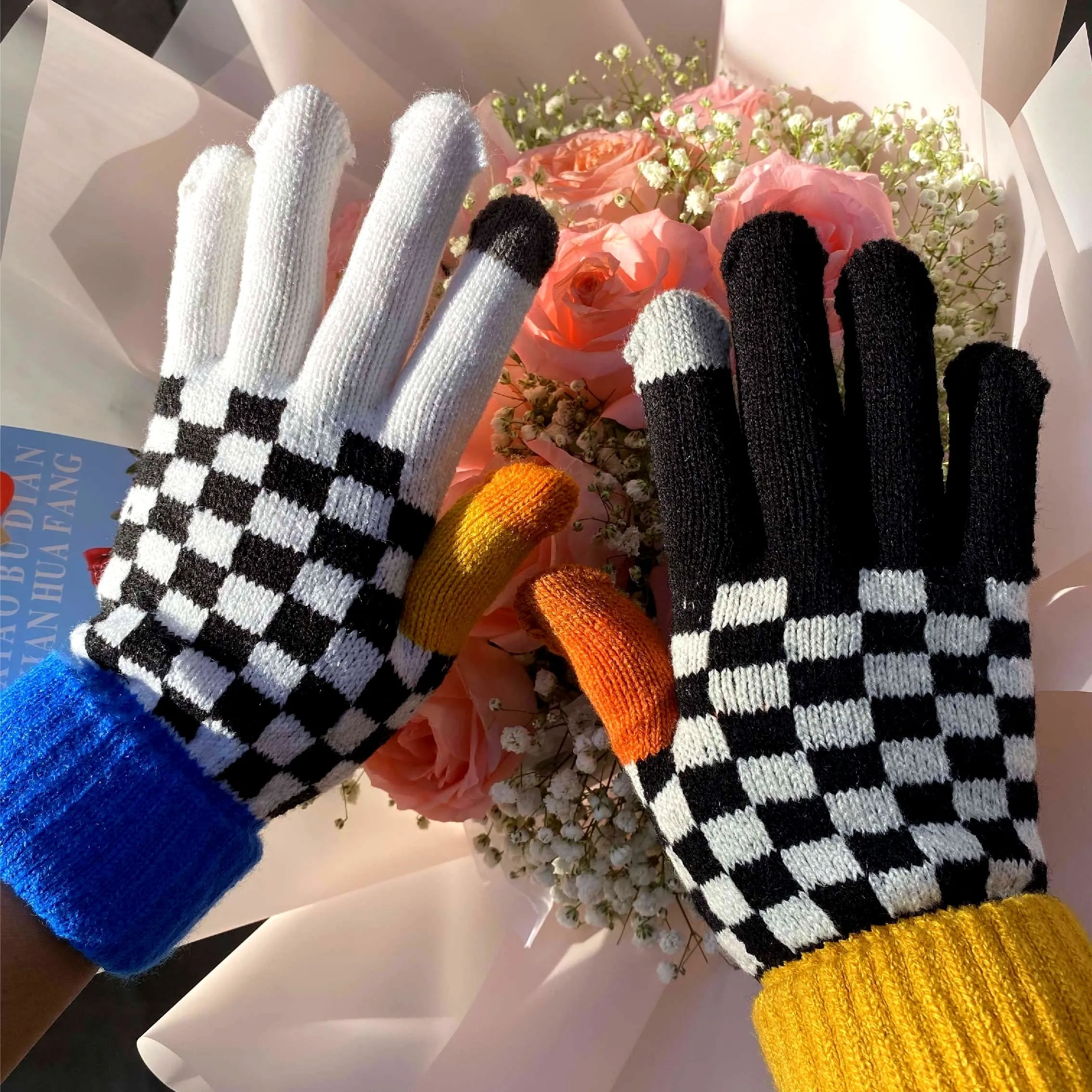 1 Pair Unisex Winter Thick Warm Gloves, Checkerboard Pattern Knit Gloves, Coldproof Fashion Casual Cycling Gloves For Outdoor