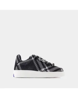 Black Box Knit Sneakers - Synthetic