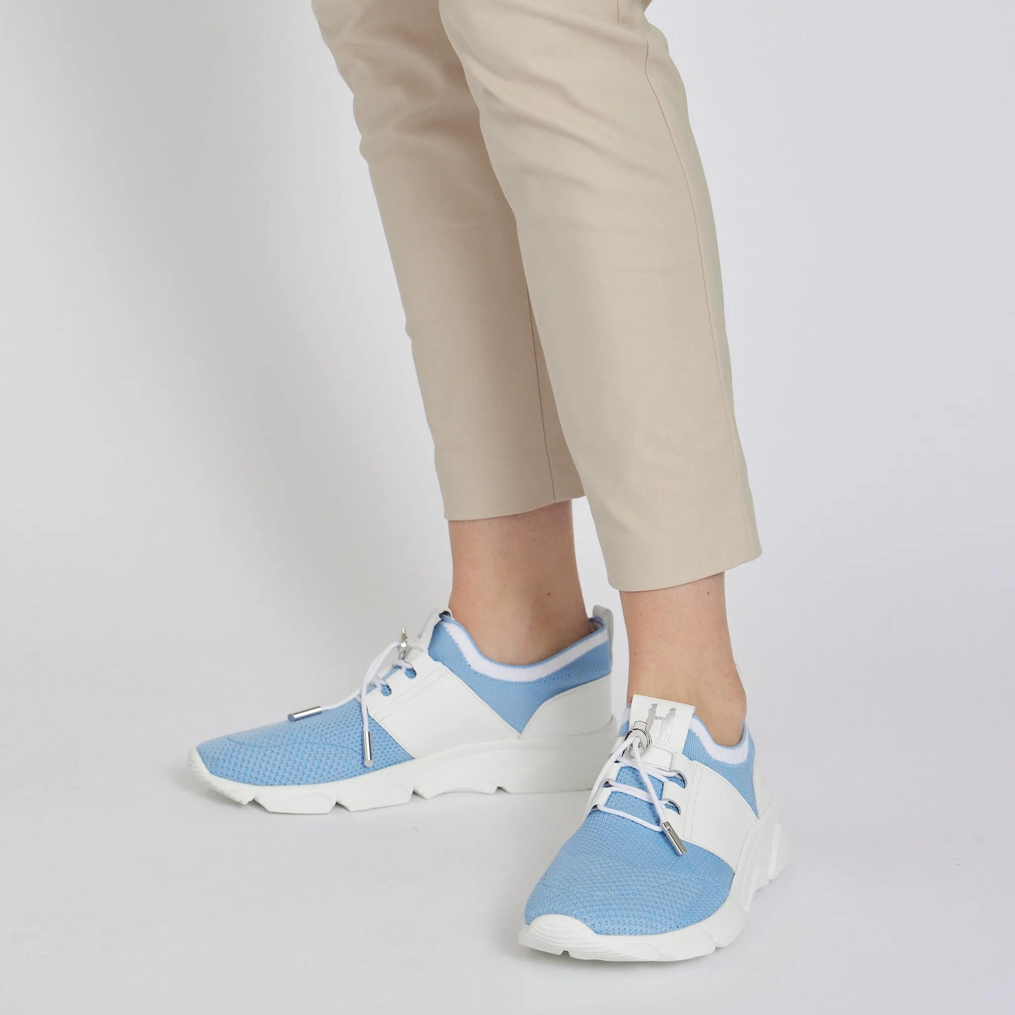 Perla Mesh Sneaker in Sky Blue