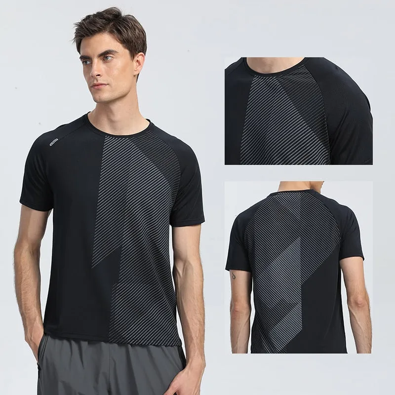 Quick Dry Men Running T-shirt Fitness Sports Top Gym Training Shirt Breathable Jogging Casual Sportswear