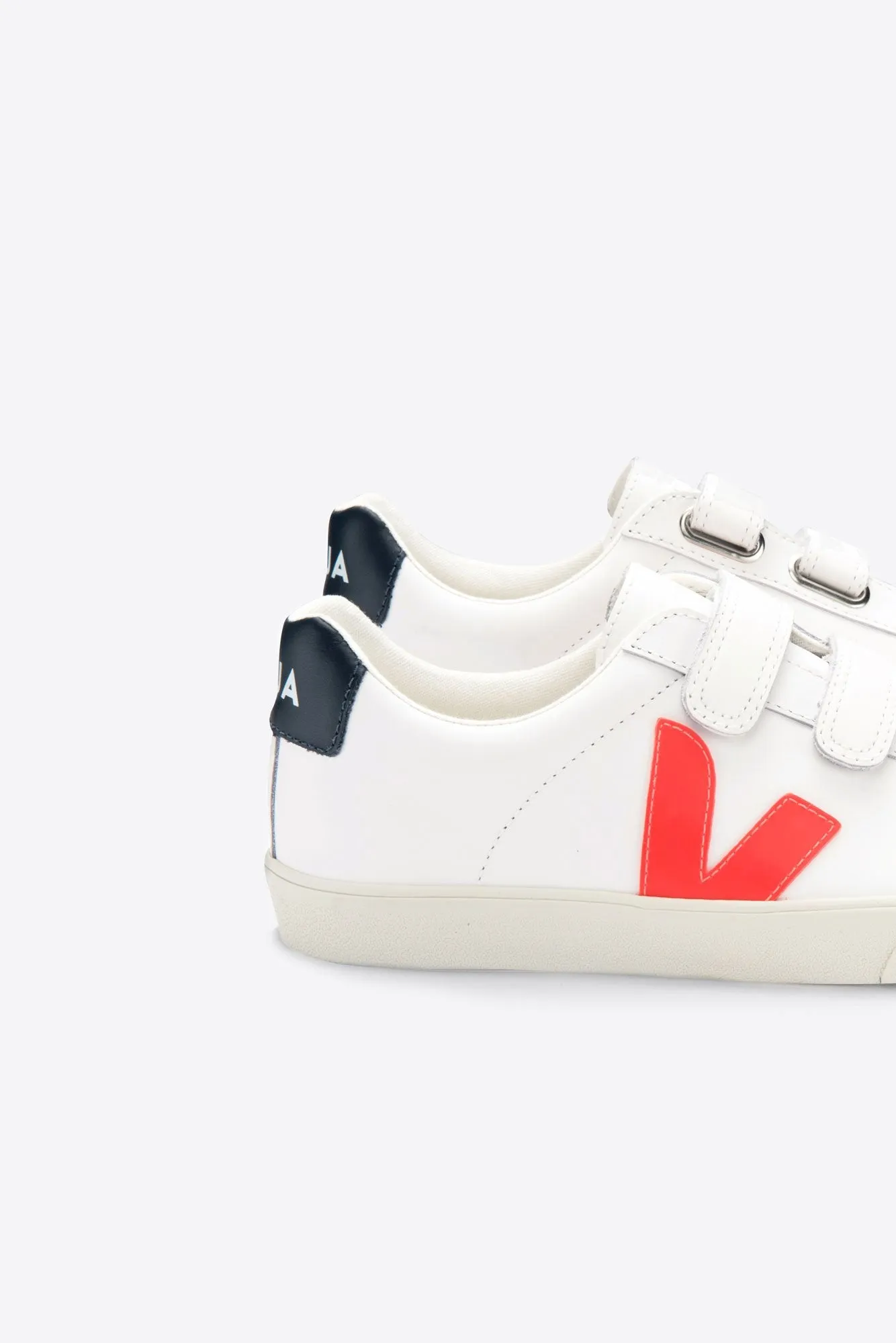 Veja 3-Lock Logo Sneaker