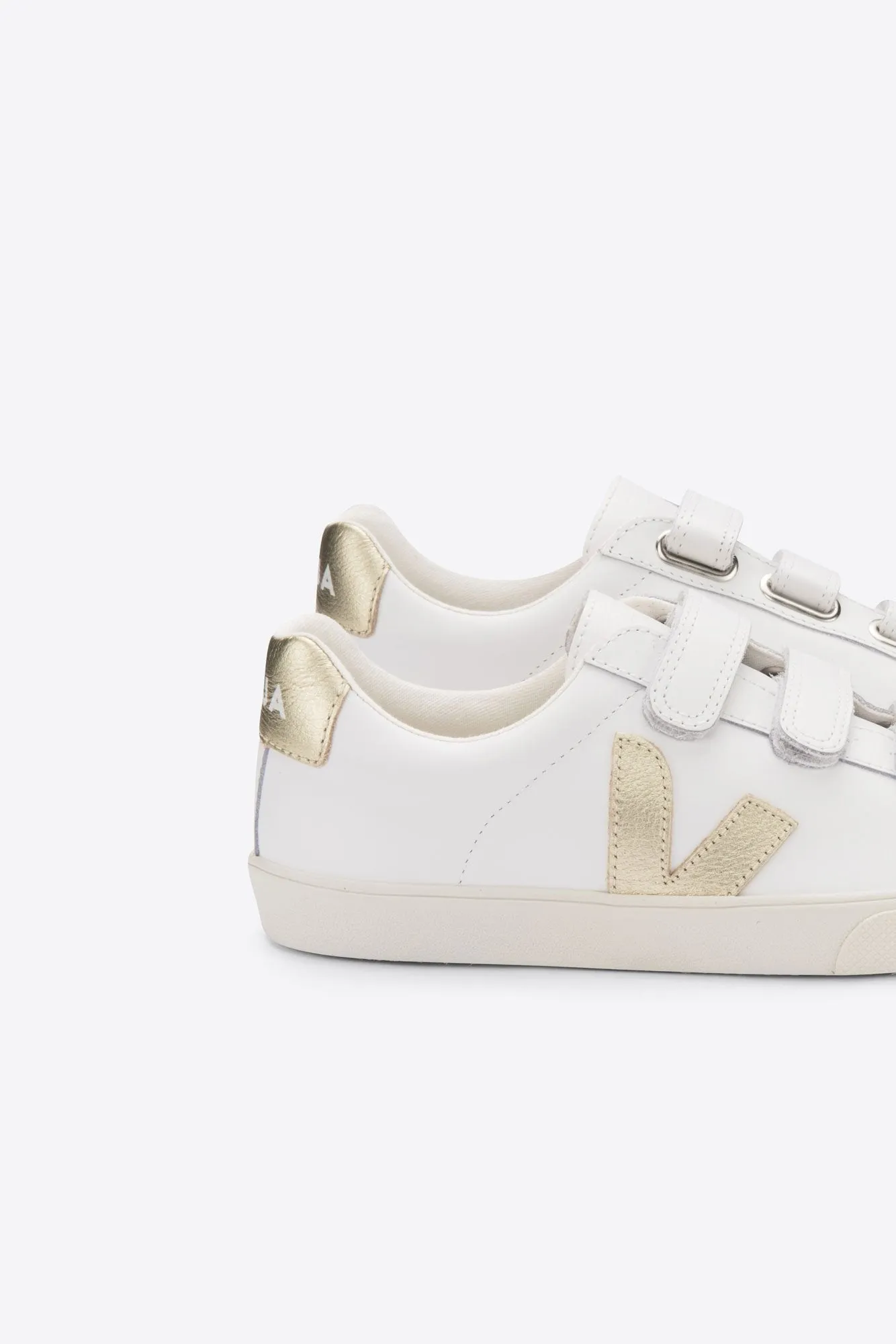 Veja 3-Lock Logo Sneaker